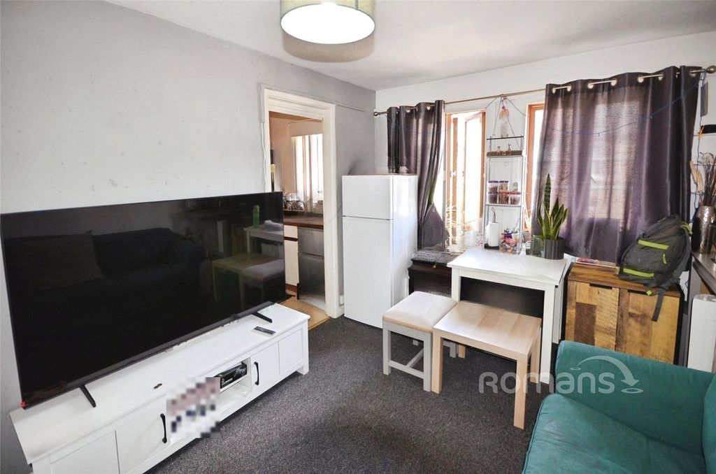 Property photo 3 of 8 Picture No. 07