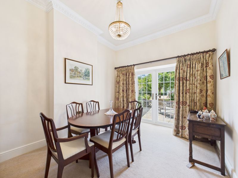 Property photo 3 of 19 Photo 4