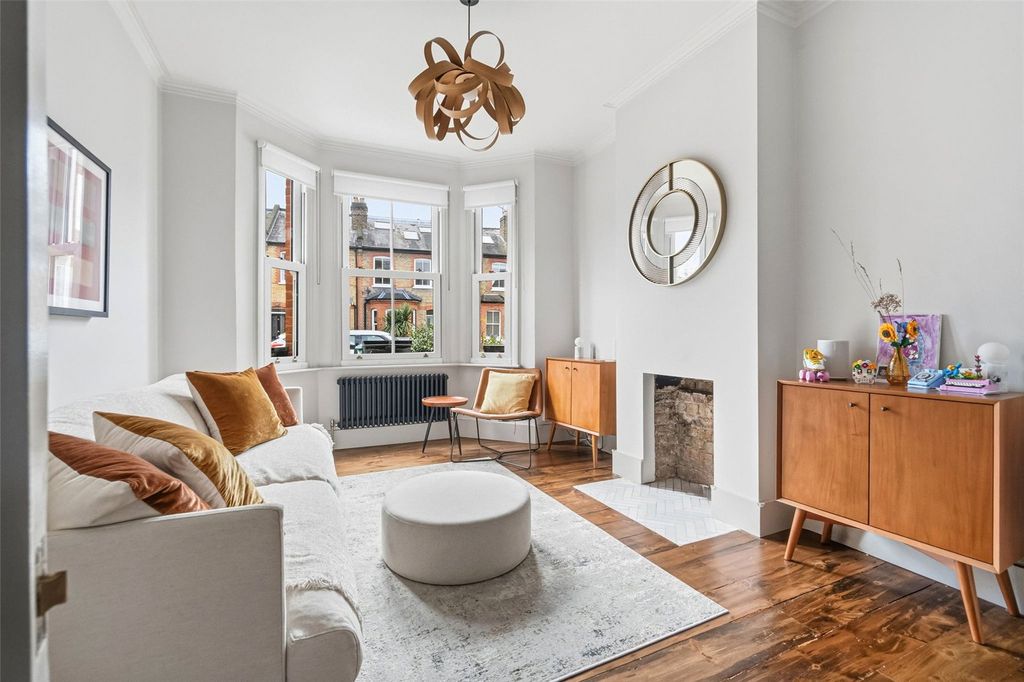 Property photo 3 of 12 Picture No. 05