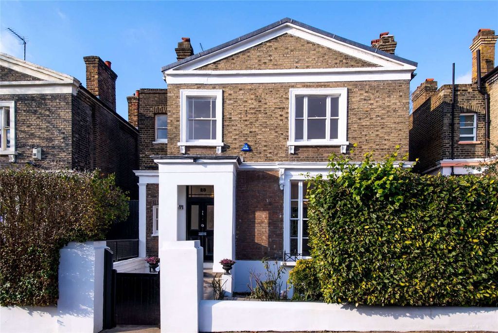 Property photo 1 of 15