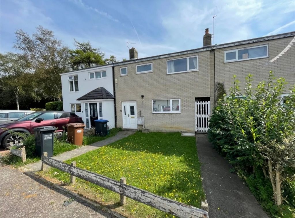 Property photo 1 of 12