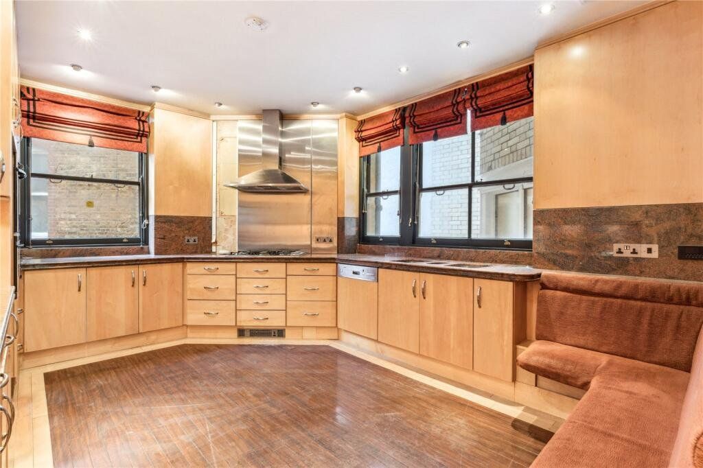 Property photo 3 of 29