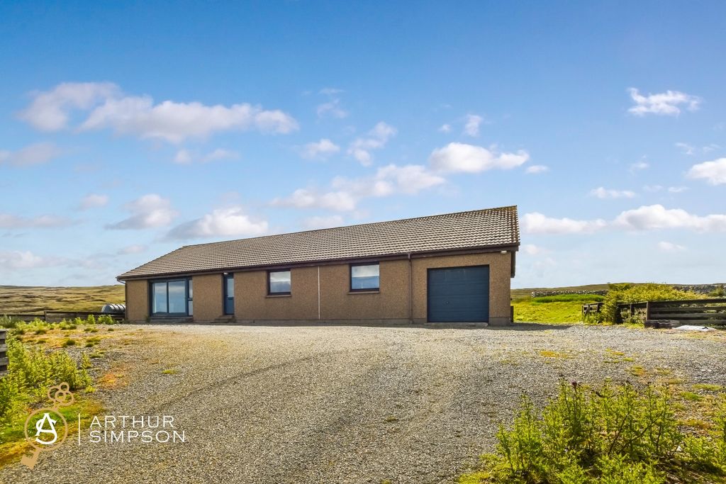 Property photo 1 of 32 4363781