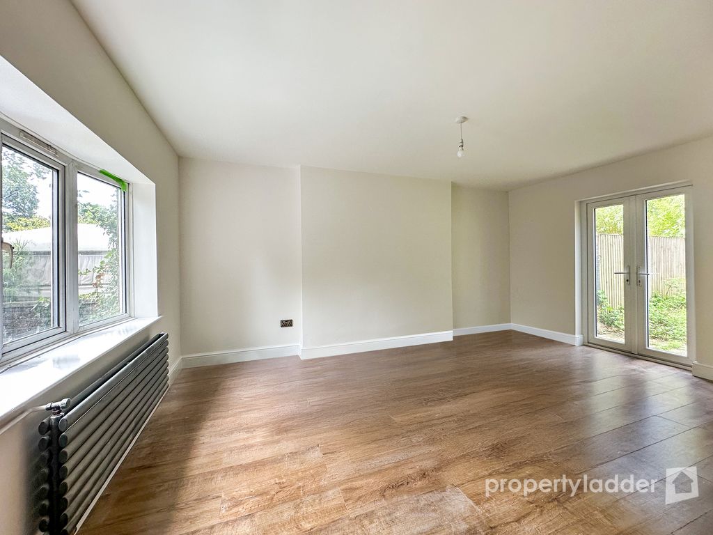 Property photo 2 of 12 Img_9504
