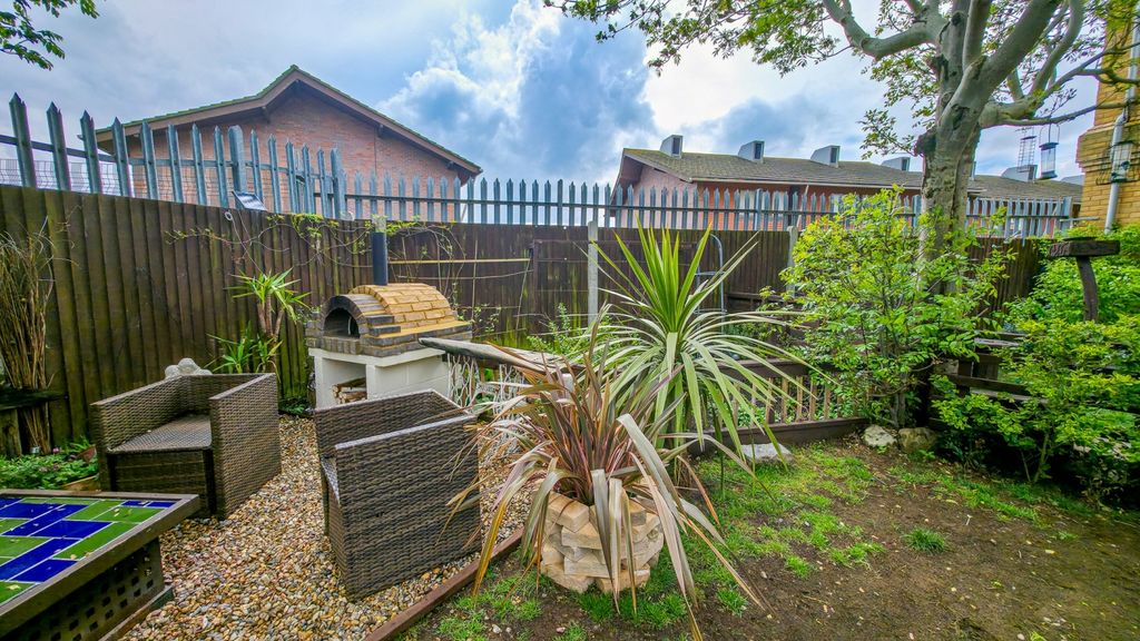 Property photo 2 of 18 20250415_142705