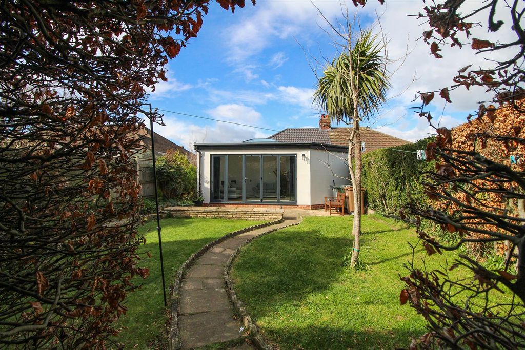 Property photo 3 of 31 External