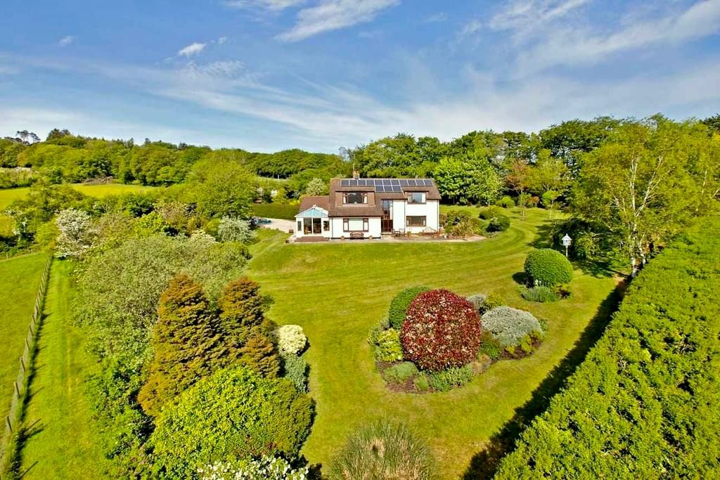 Property photo 2 of 30 Back1