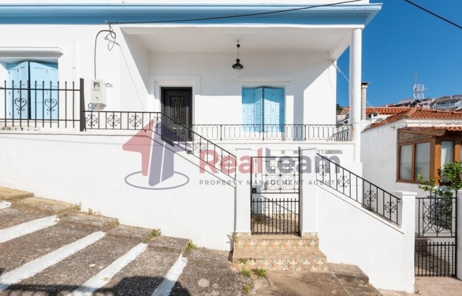 Property photo 1 of 25