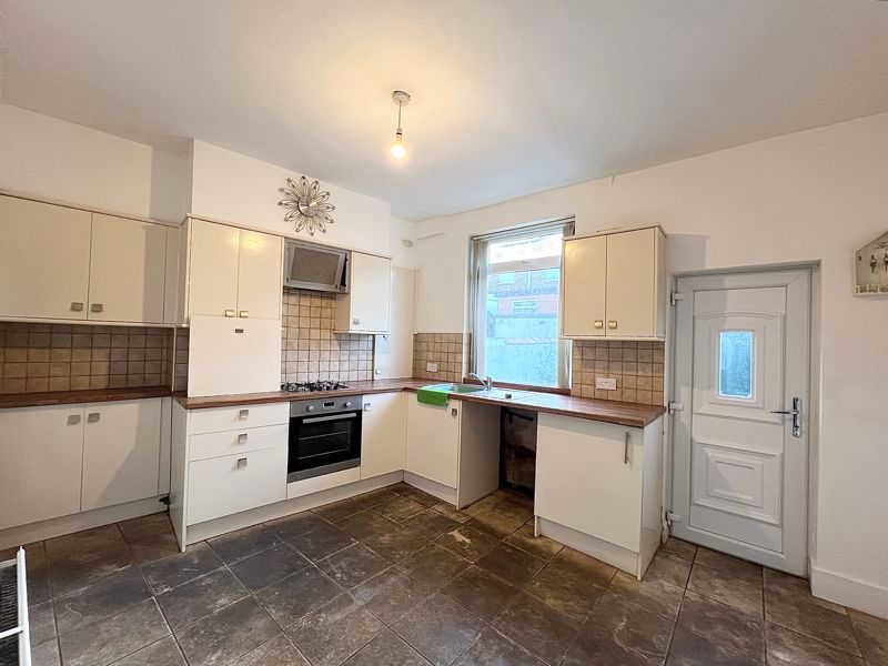 Property photo 2 of 10 Photo 4