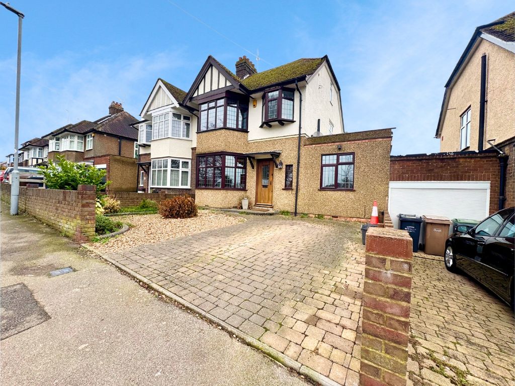 Property photo 1 of 20 3910180