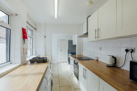 Property photo 3 of 15 8689403.Jpg