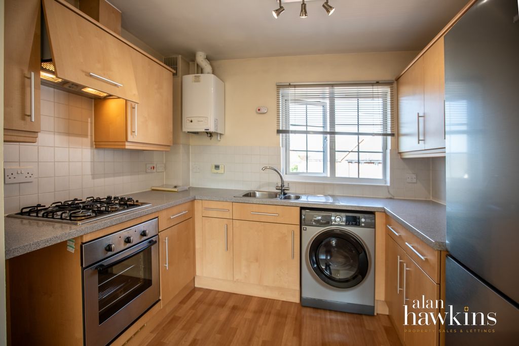 Property photo 2 of 9 18-7