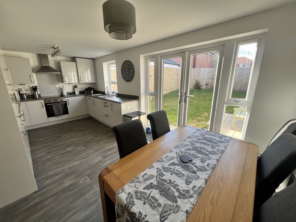 Property photo 2 of 14 Img_7126