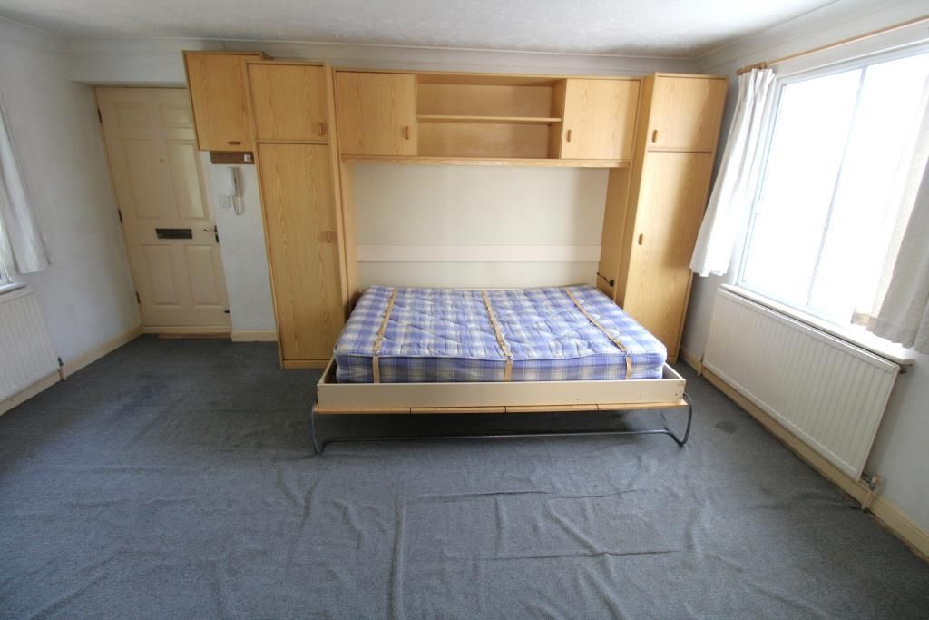Property photo 3 of 5