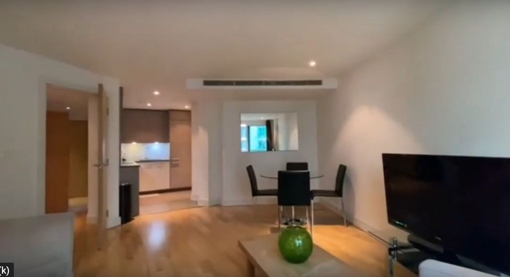Property photo 2 of 7