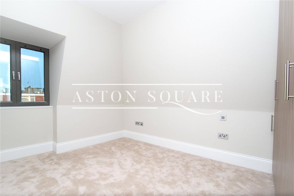 Property photo 2 of 5 Picture No. 04