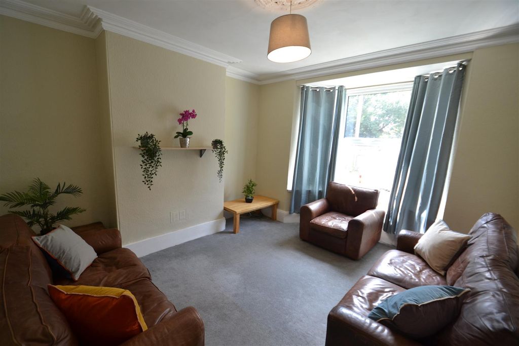 Property photo 3 of 25 Sitting Room (2) Marketing