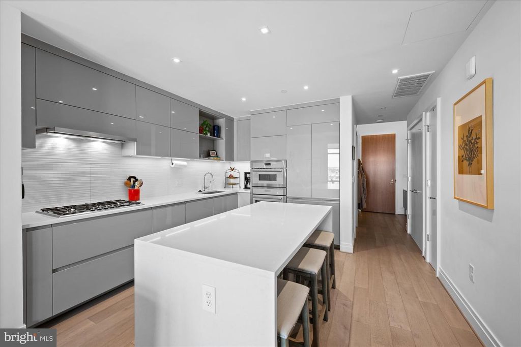 Property photo 2 of 18 <Alttext/>