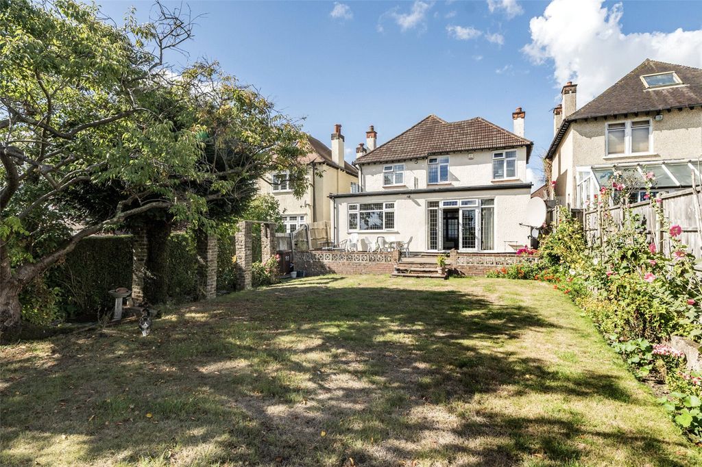 Property photo 1 of 25 Garden