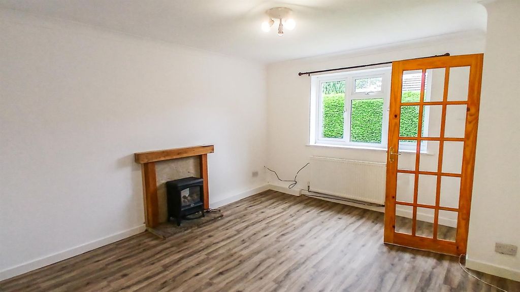 Property photo 2 of 11 Picture No. 03