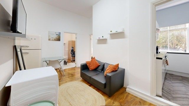 Property photo 3 of 7 Photo 3