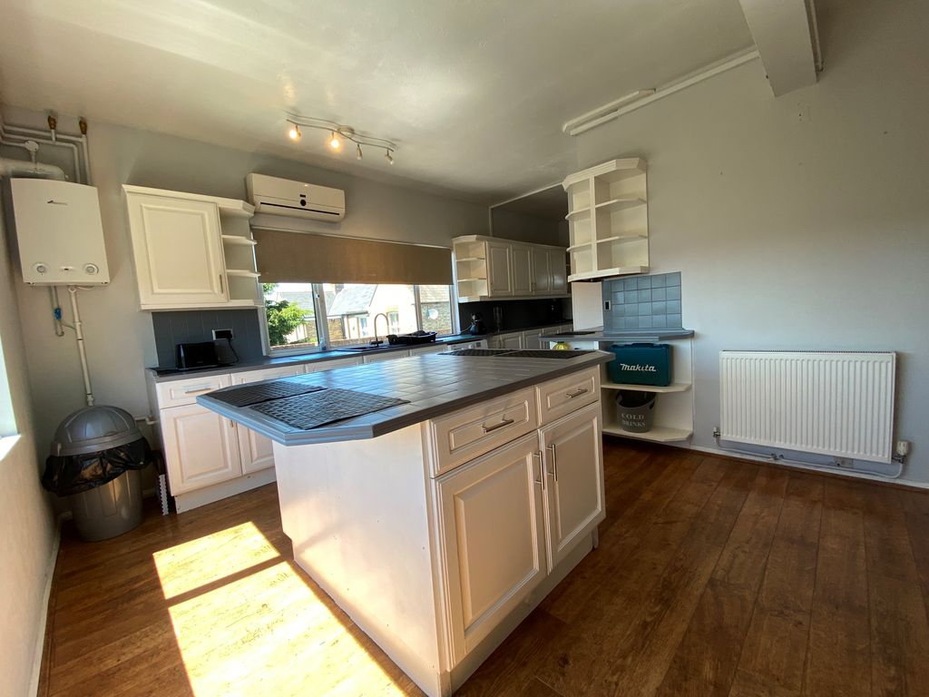 Property photo 2 of 11 Sgl 7