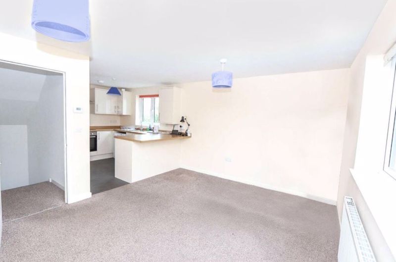 Property photo 3 of 11 Photo 3