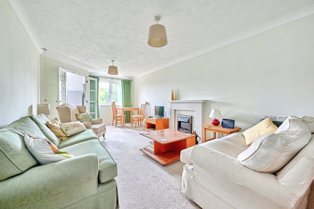 Property photo 2 of 13