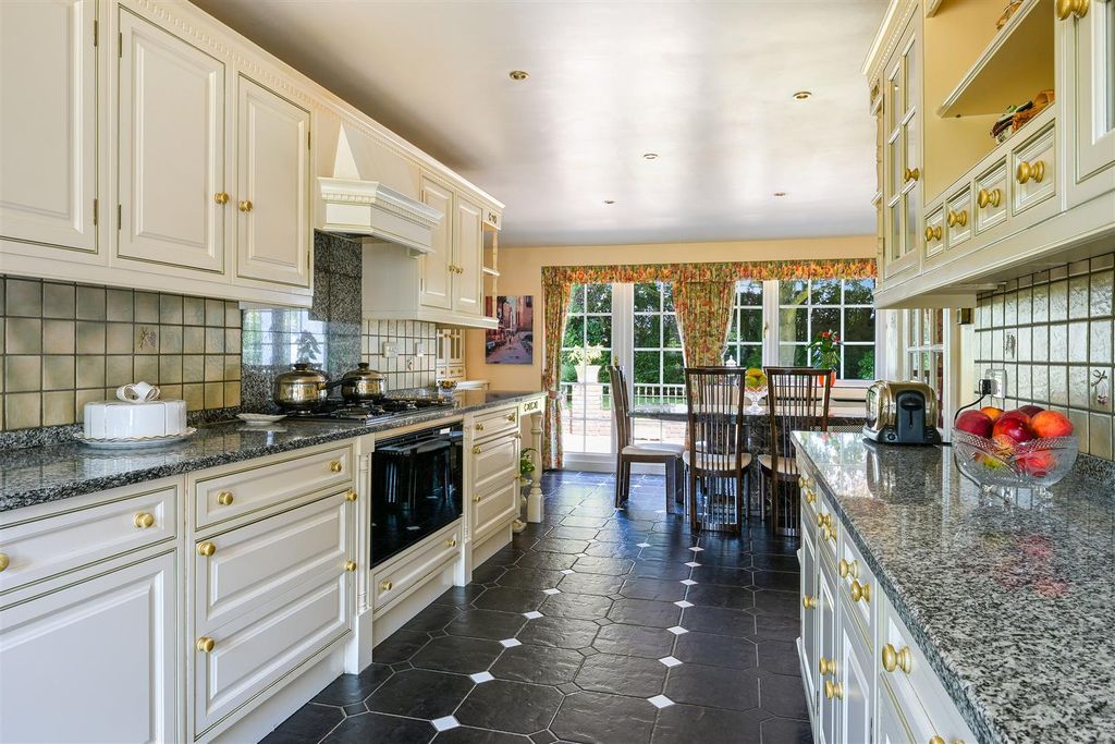 Property photo 3 of 36 Meadows- (25).Jpg