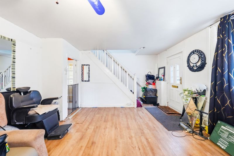 Property photo 2 of 14 Photo 23