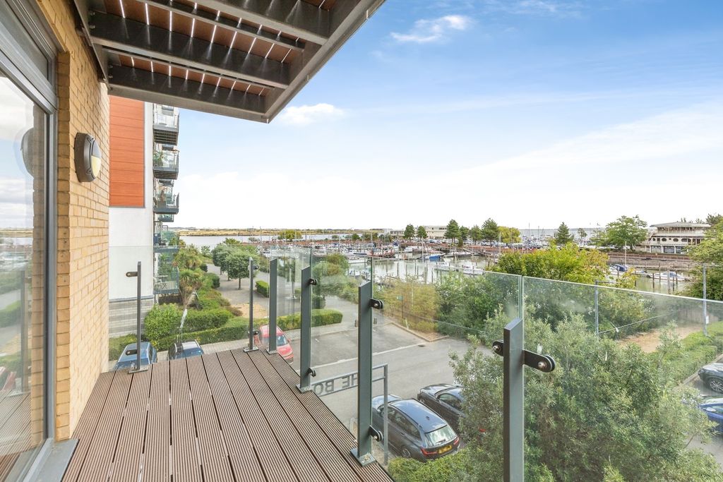 Property photo 2 of 16 Pbox-Img.Jpg