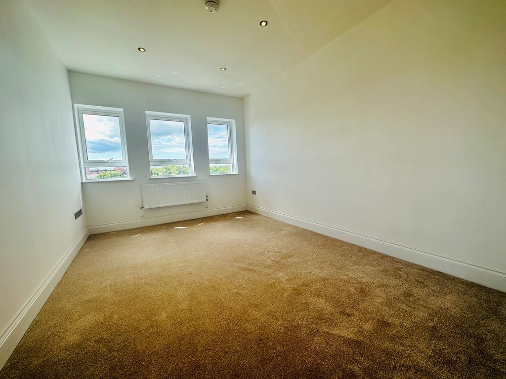 Property photo 3 of 5 Living Room
