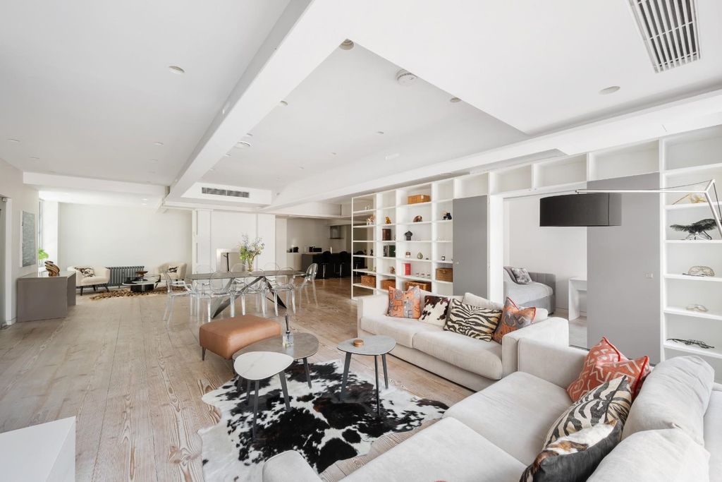 Property photo 2 of 20 Flat 34 Regent Lofts Hi-8.Jpg
