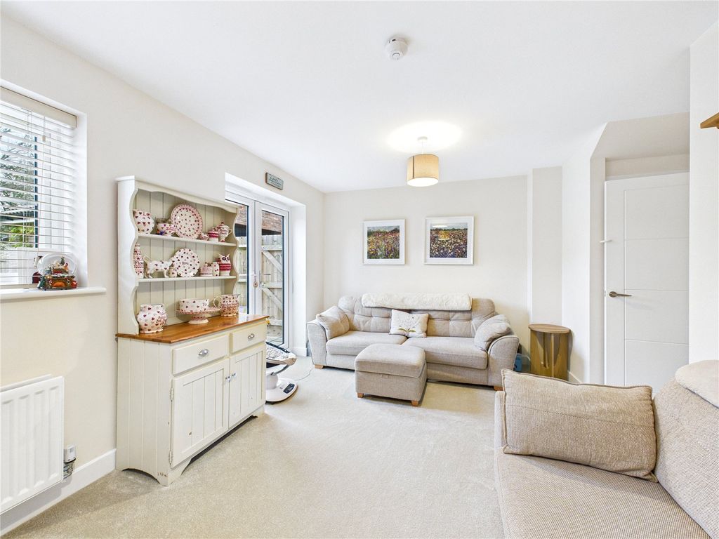 Property photo 3 of 18 Picture No. 11