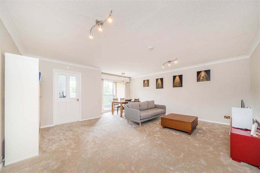 Property photo 3 of 7