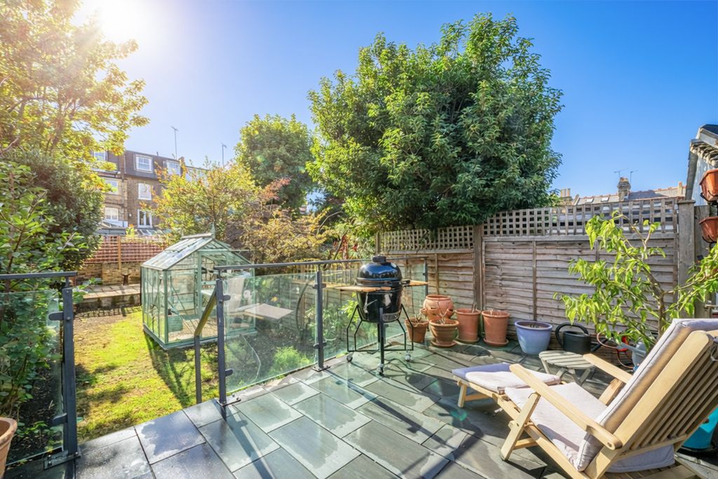 Property photo 1 of 27 5186130