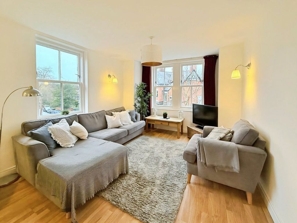 Property photo 3 of 17 Picture No. 11