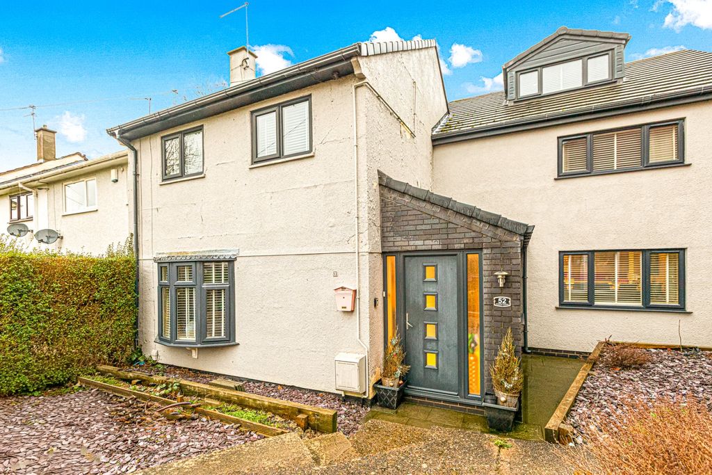 Property photo 1 of 31