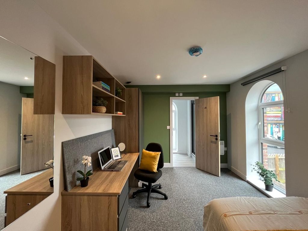 Property photo 2 of 2 Picture No. 01