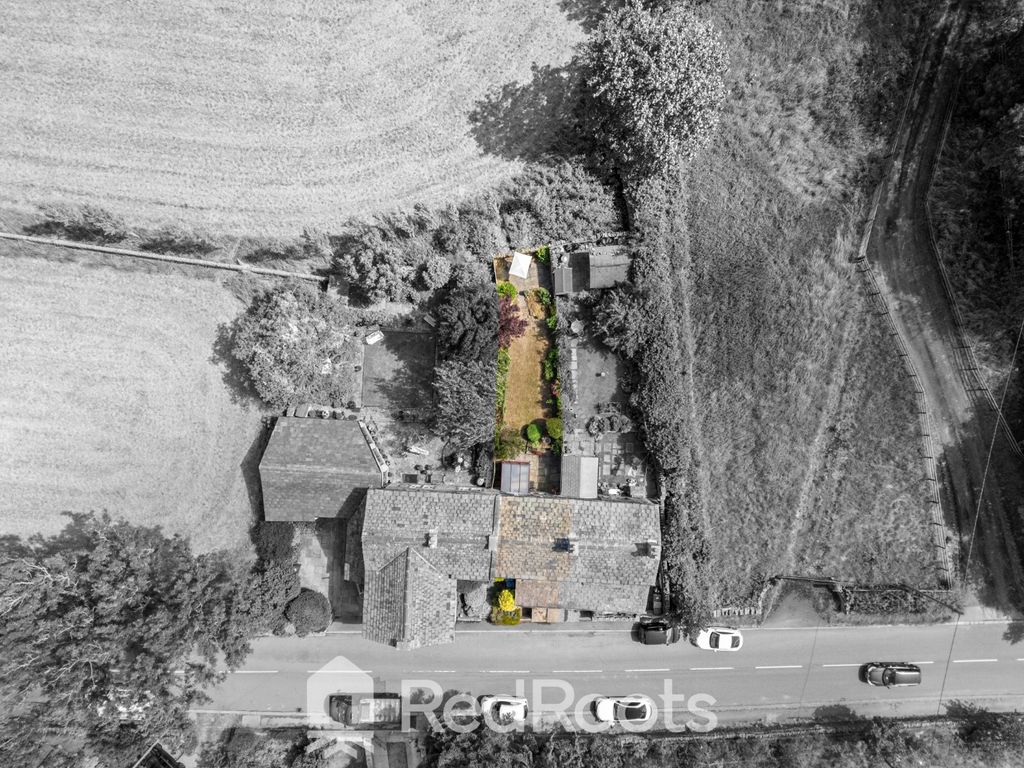 Property photo 3 of 25 4349414