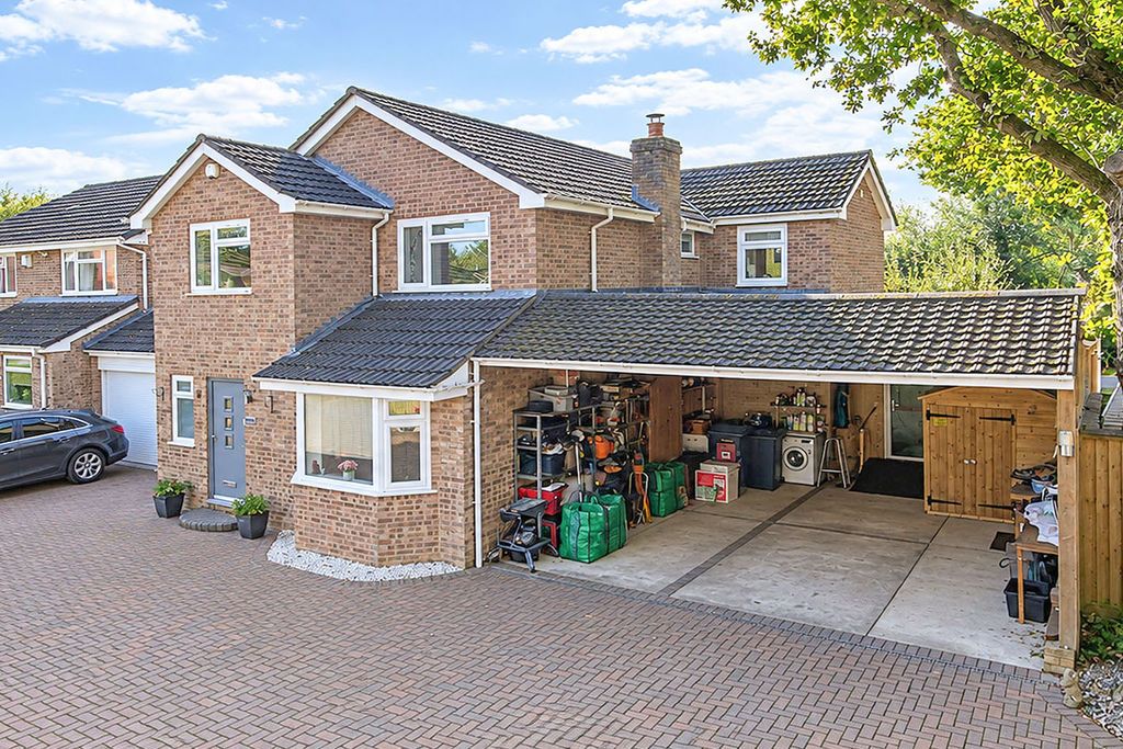 Property photo 1 of 22 External