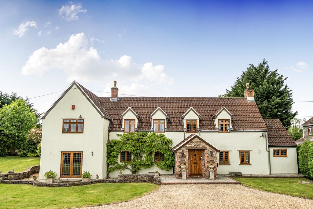 Property photo 1 of 1