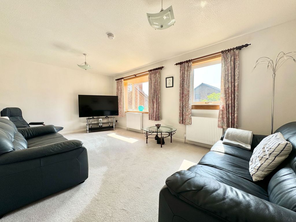 Property photo 2 of 38