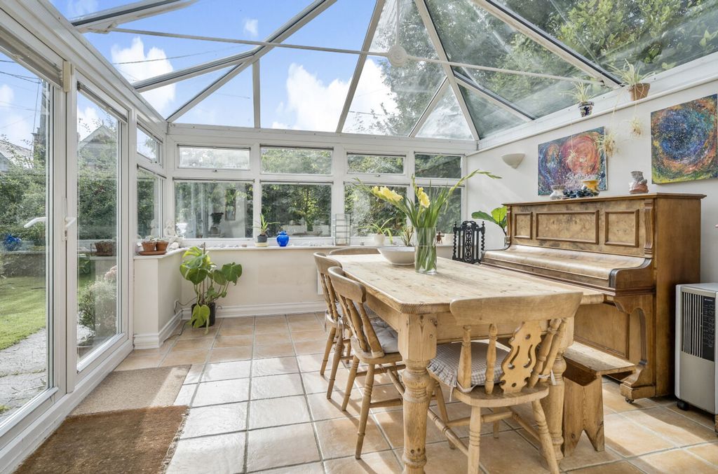 Additional image 10 of 4 bed detached house for saleSt. Marys Road, Liss GU33