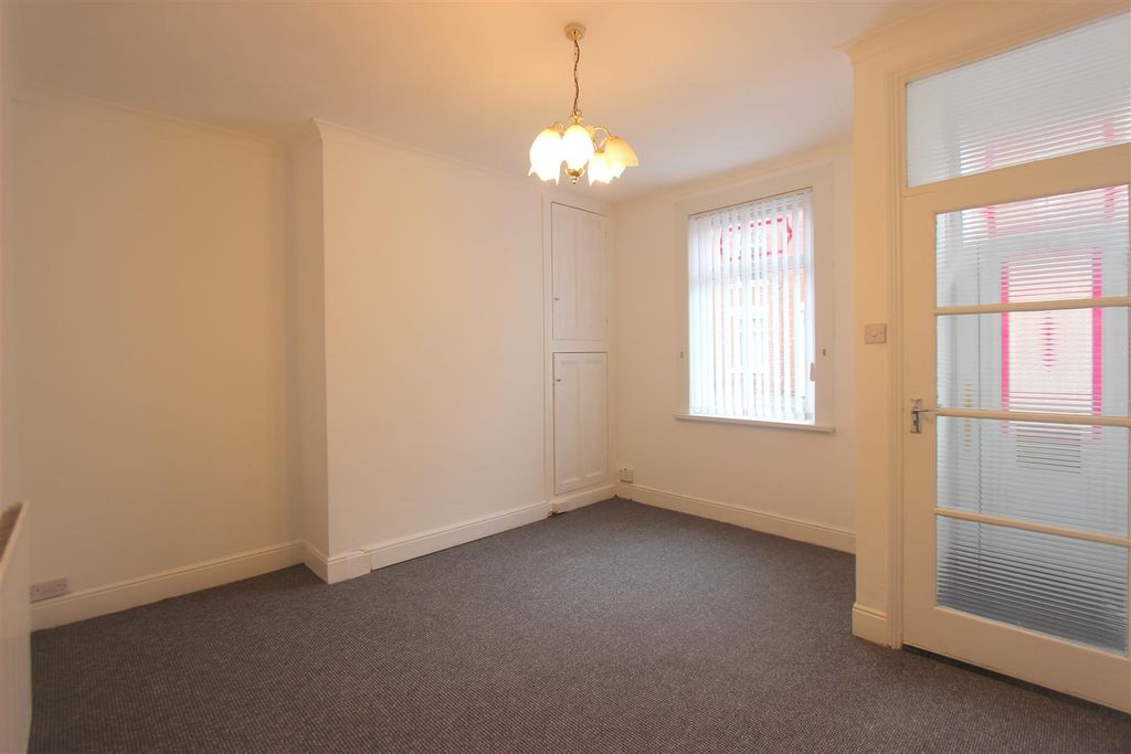 Property photo 2 of 8 Living Room