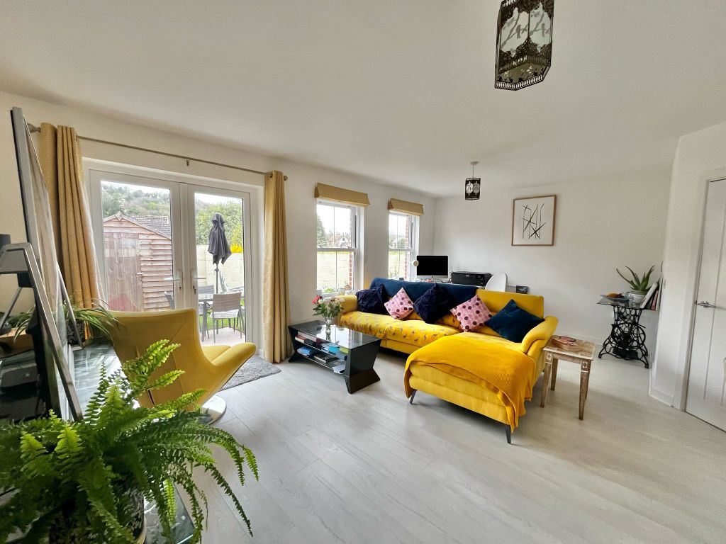 Property photo 1 of 22
