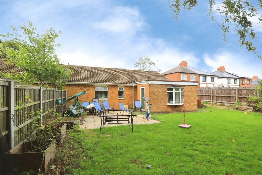 Property photo 3 of 18 Pbox-Img.Jpg