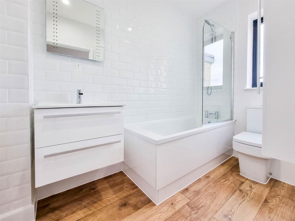 Property photo 3 of 5 Bathroom