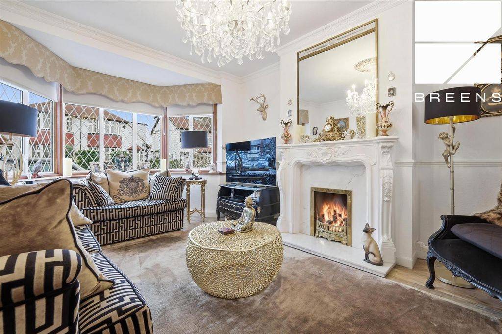 Property photo 3 of 31 017_Img_8018_Autoremove_17402316.Jpg