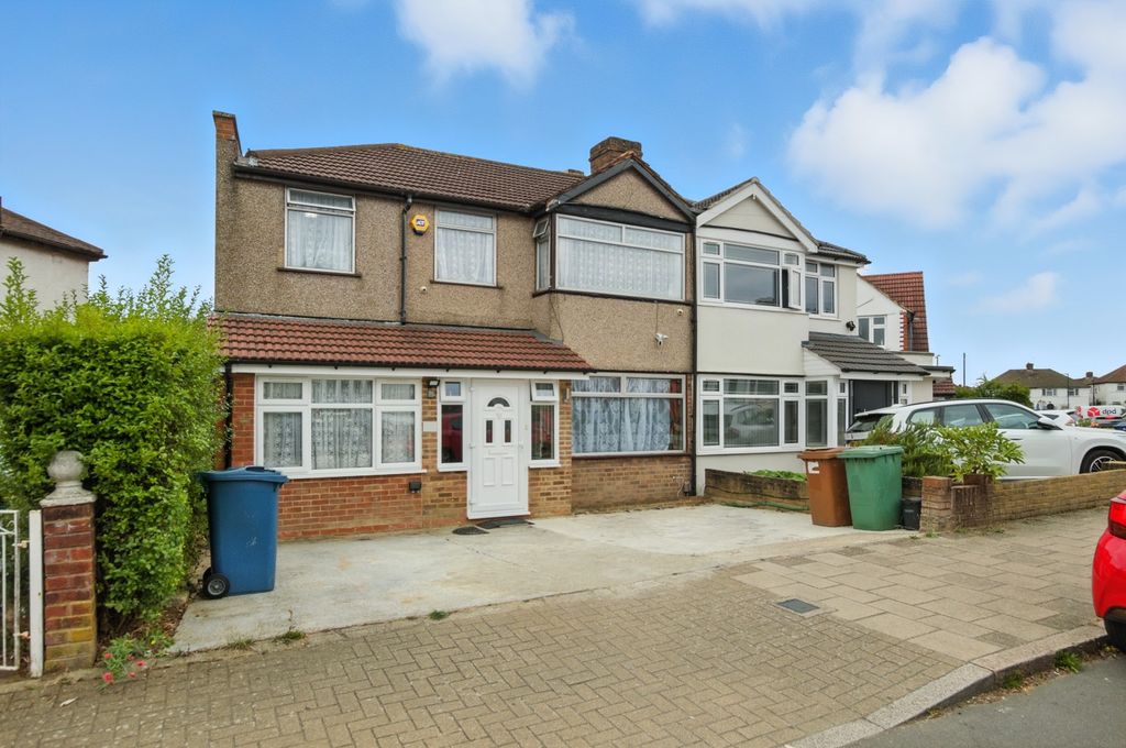 Property photo 1 of 20 4474900